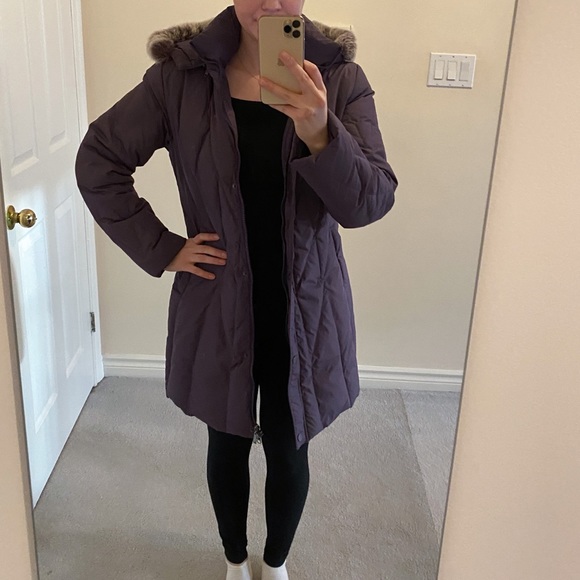 Purple Light-weight Down Coat with Real Fur Trimmed Hood Size XS IGLU Canada - Picture 5 of 12